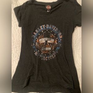 Large Lady’s Harley Davison shirt